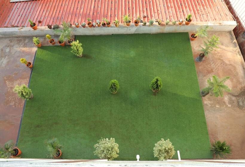 ホテル The Lavin Valley