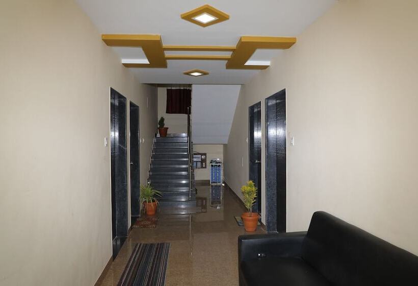 ホテル The Lavin Valley