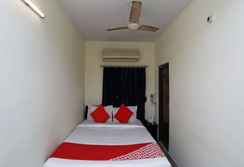 酒店 Vinita Inn By Oyo Rooms