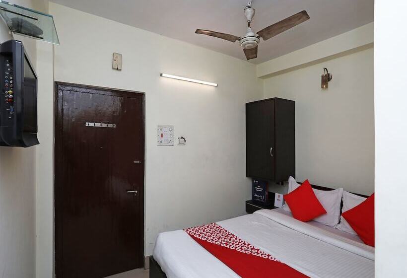 酒店 Vinita Inn By Oyo Rooms