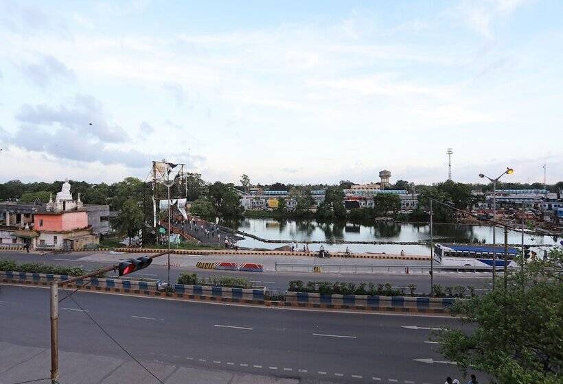 酒店 Vinita Inn By Oyo Rooms