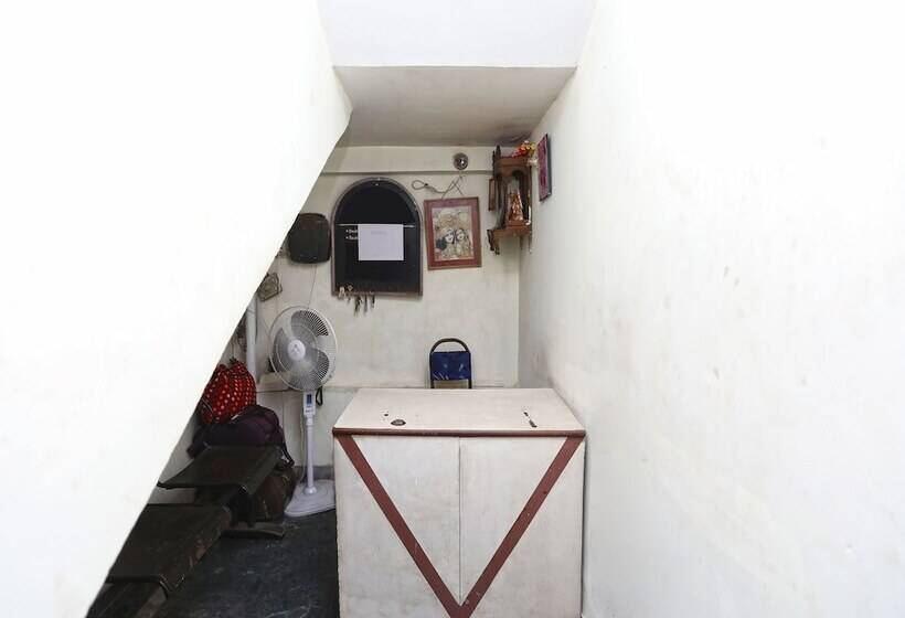 酒店 Vinita Inn By Oyo Rooms