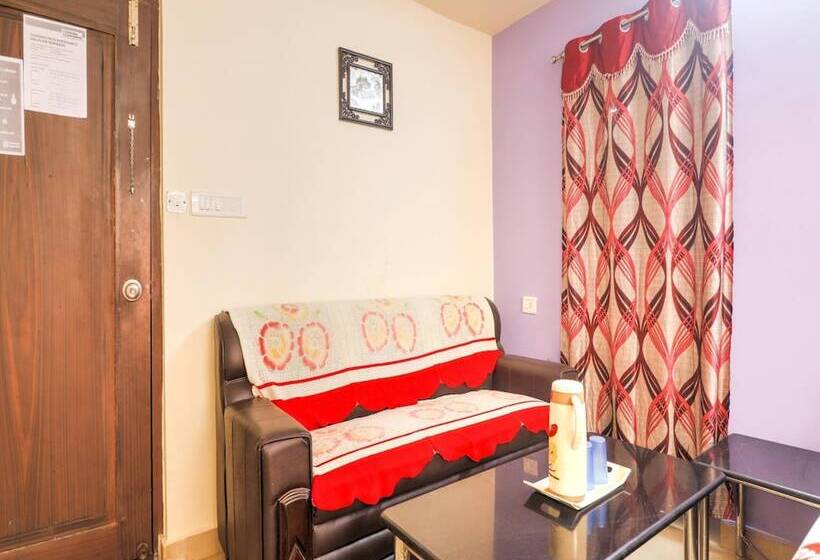 Iroomz Hotel New Ss Inn