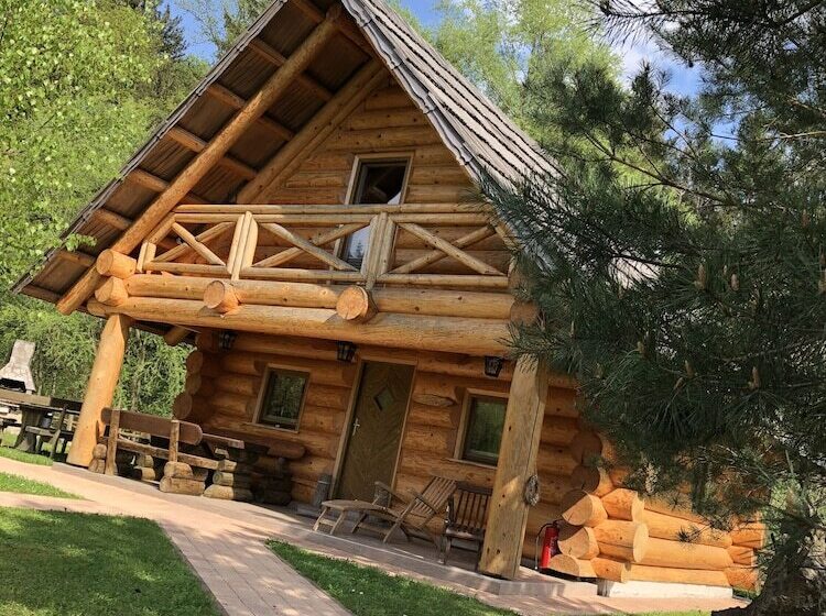 Korošec Apartments And Wellness Centre