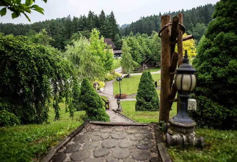 Korošec Apartments And Wellness Centre