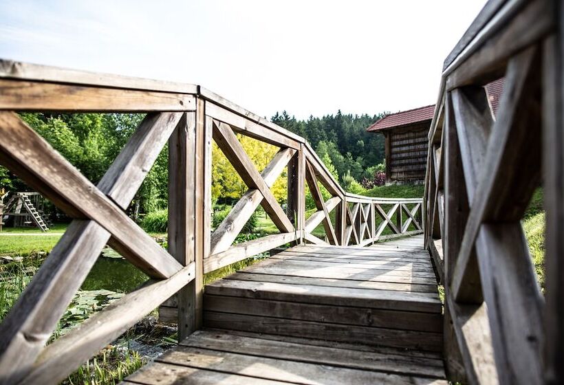 Korošec Apartments And Wellness Centre