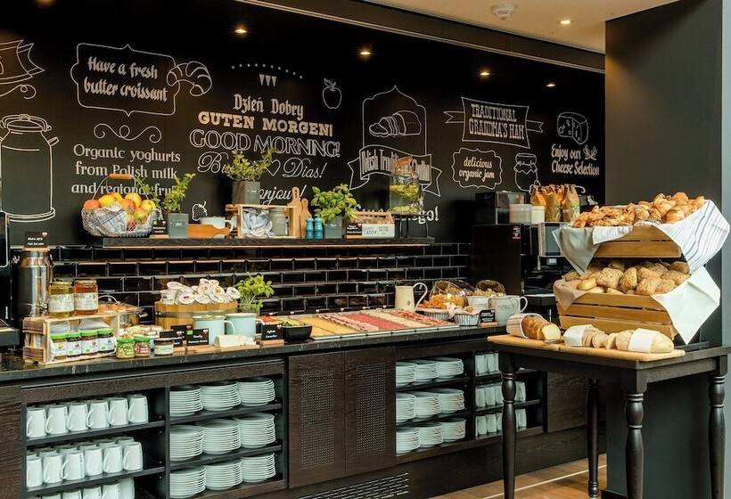 Motel One Warsaw Chopin