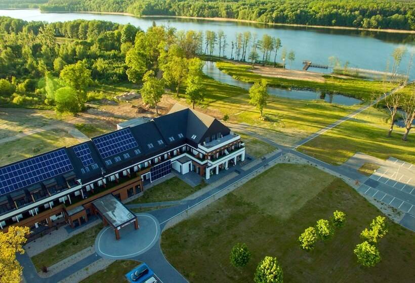 Natural Hotel W Rezerwacie Przy Plaży Na Wyspie