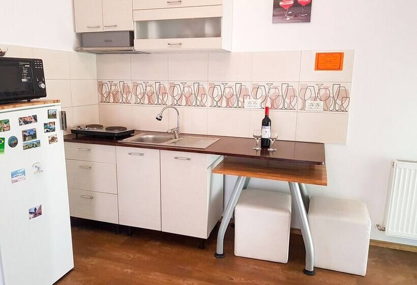 Nice & Cozy Apartments