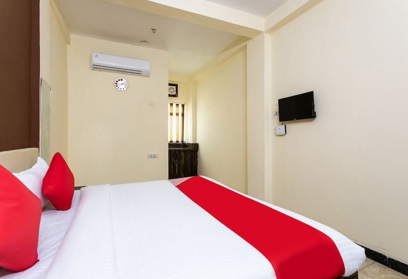 Oyo 24109 Hotel Santushti