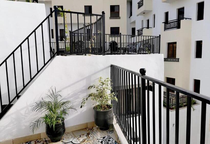 膳宿费 Cine House