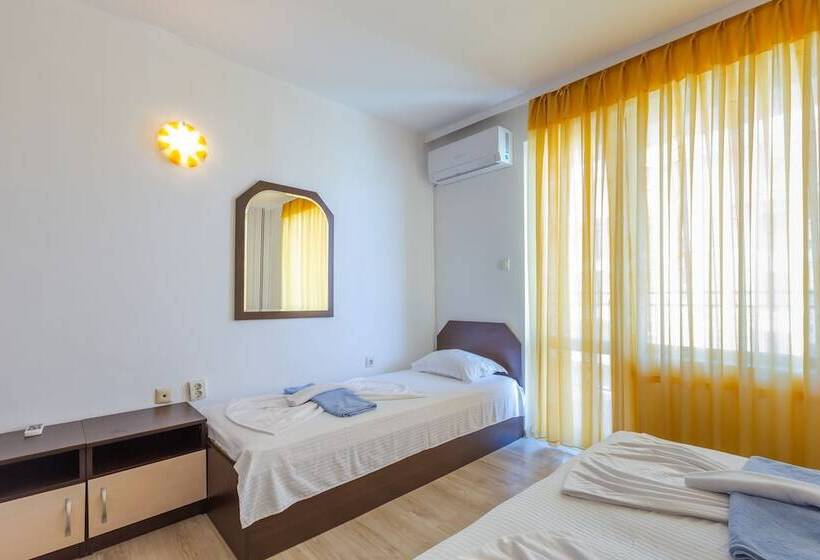 膳宿费 Dafinka Guest House