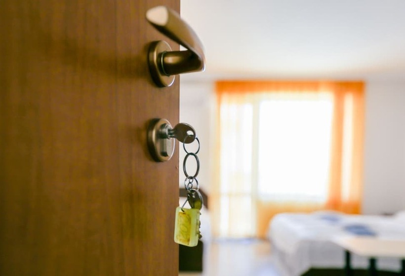 膳宿费 Dafinka Guest House