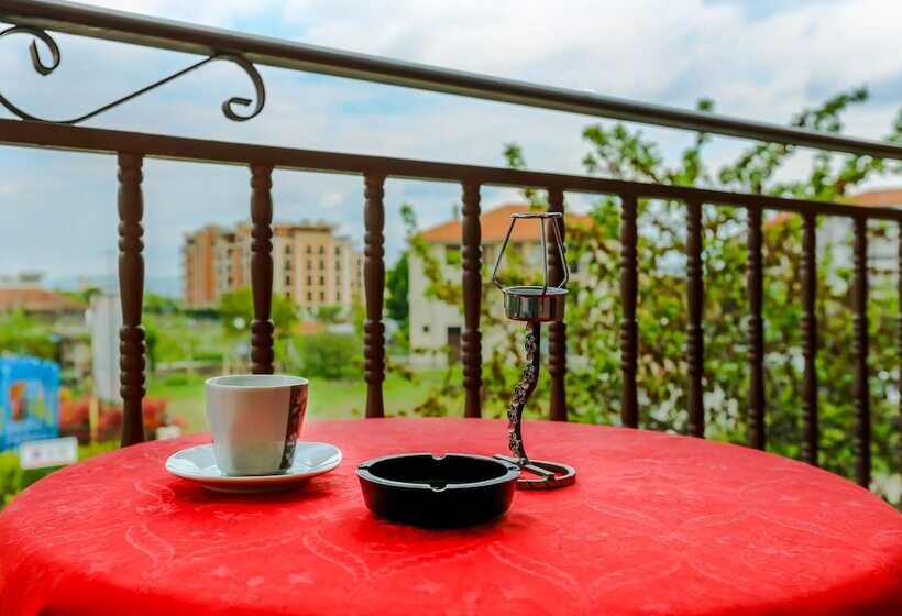 פנסיון Family Triple Room In Dafinka Guest House