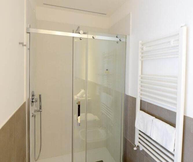 膳宿费 Miramed Rooms