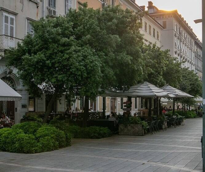 펜션 Teatro Suite & Rooms