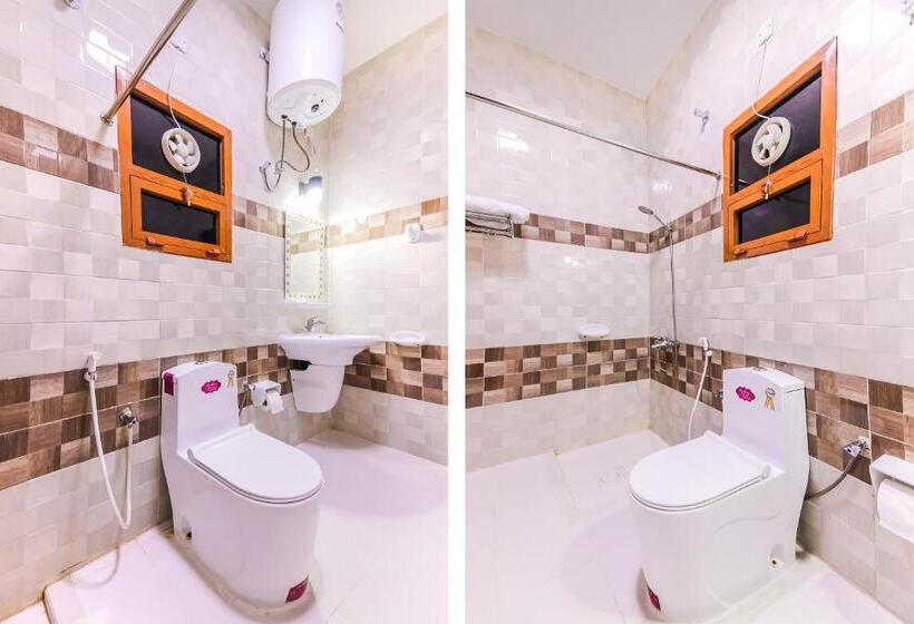 هتل Ras Al Hadd Waves