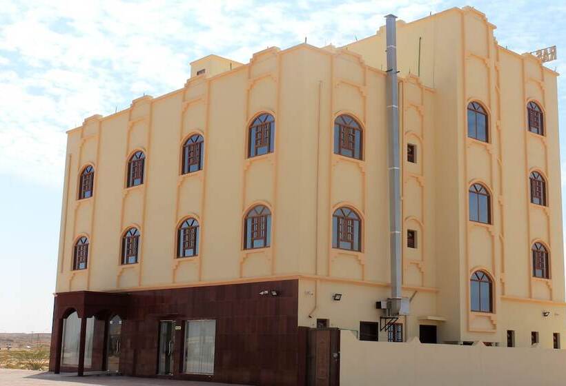 هتل Ras Al Hadd Waves