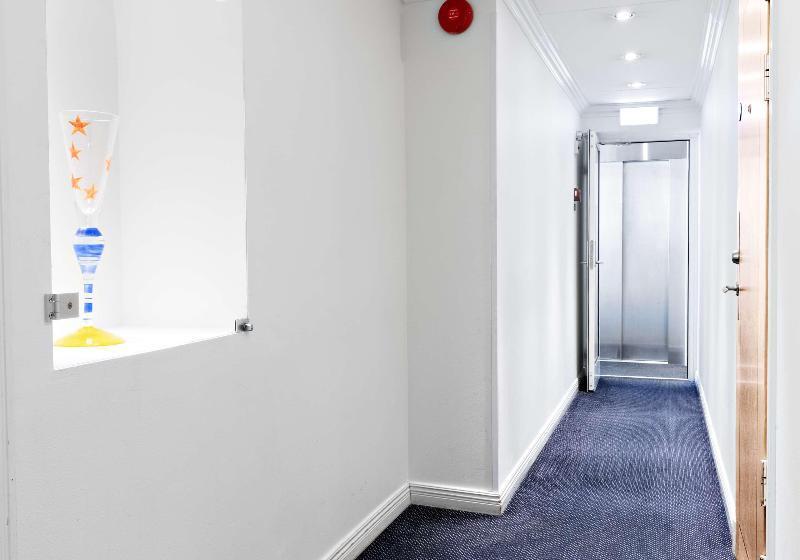 Center Hotel- Sure Hotel by Best Western Center