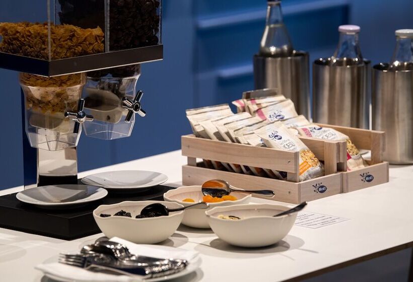 Châtonneyre Hotel & Restaurant