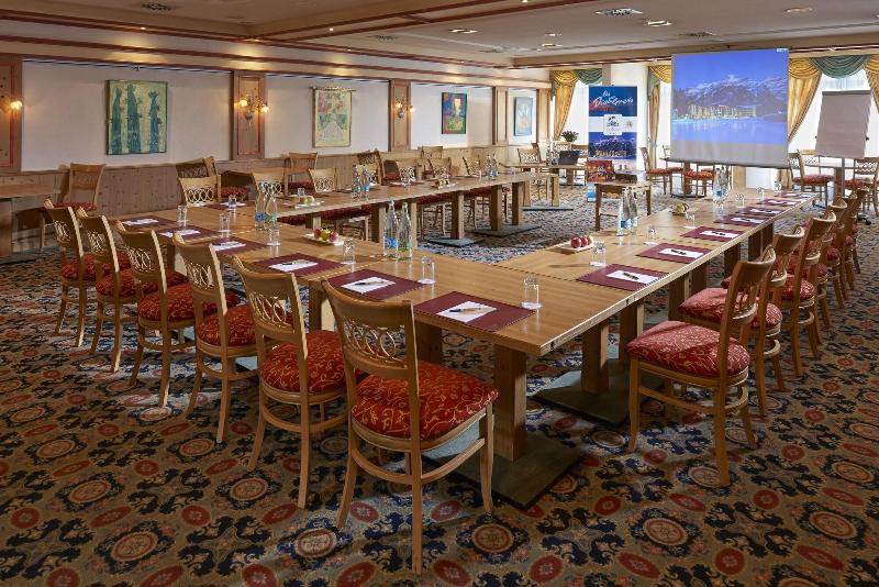 The Glacier Hotel   Ex Eurotel Victoria