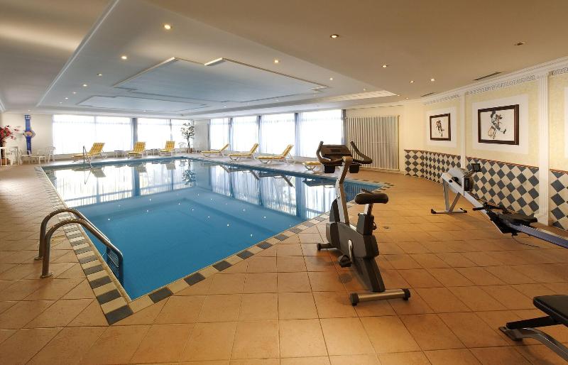 The Glacier Hotel   Ex Eurotel Victoria