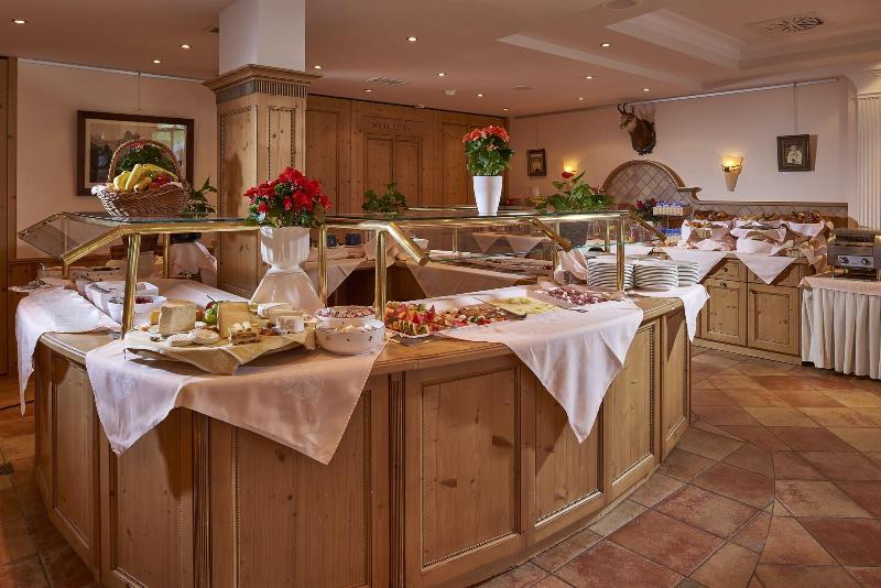 The Glacier Hotel   Ex Eurotel Victoria