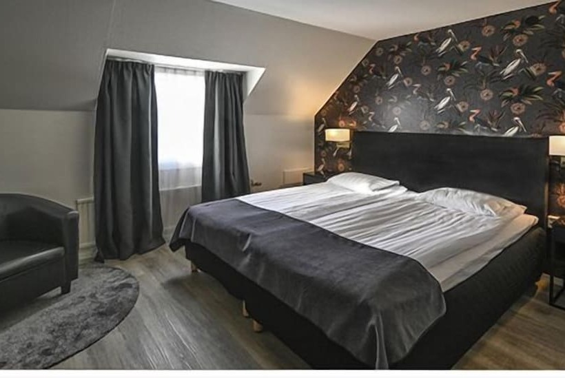 ホテル Amadeus By First