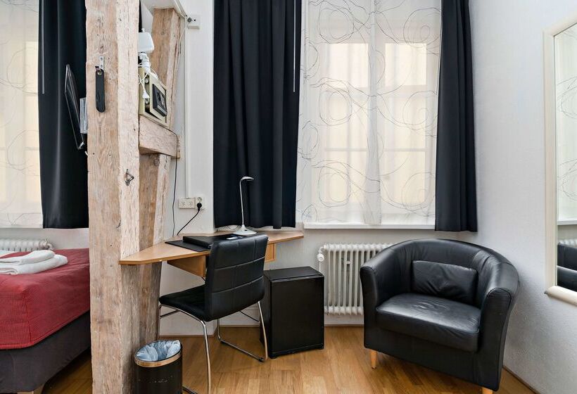 Best Western Hotel Anno 1937