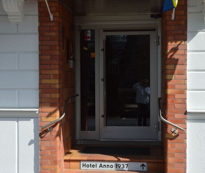 Best Western Hotel Anno 1937