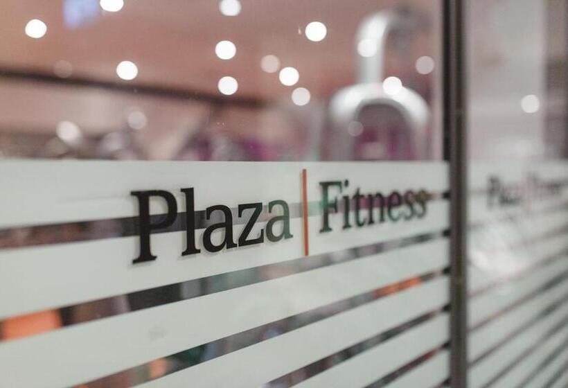 فندق Best Western Plaza