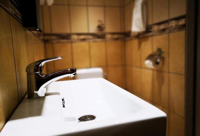 فندق Best Western Plaza