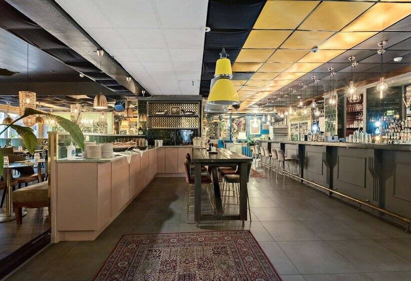 فندق Best Western Plaza