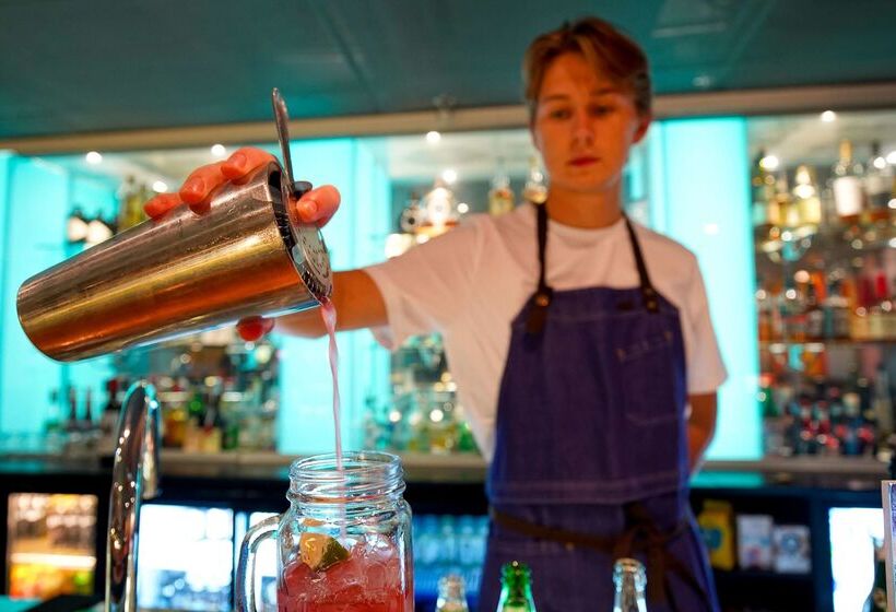 ホテル Best Western Plus John Bauer