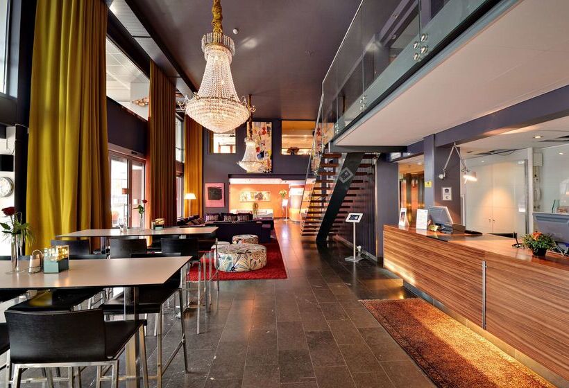 ホテル Best Western Plus John Bauer