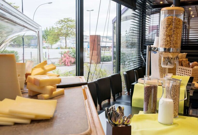 ホテル Hôtel Rallye & Entrées Aux Bains De La Gruyère