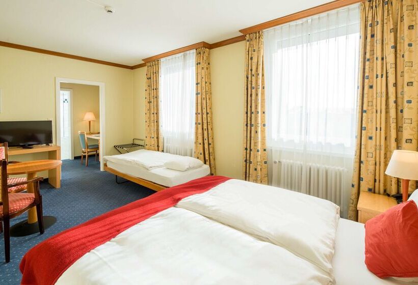 בית מלון כפרי Hôtel Rallye & Entrées Aux Bains De La Gruyère