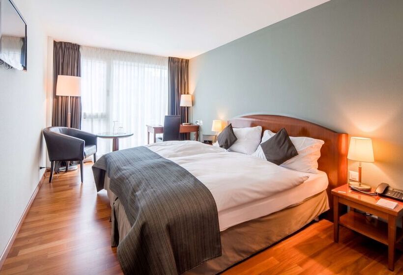 ホテル Hôtel Rallye & Entrées Aux Bains De La Gruyère