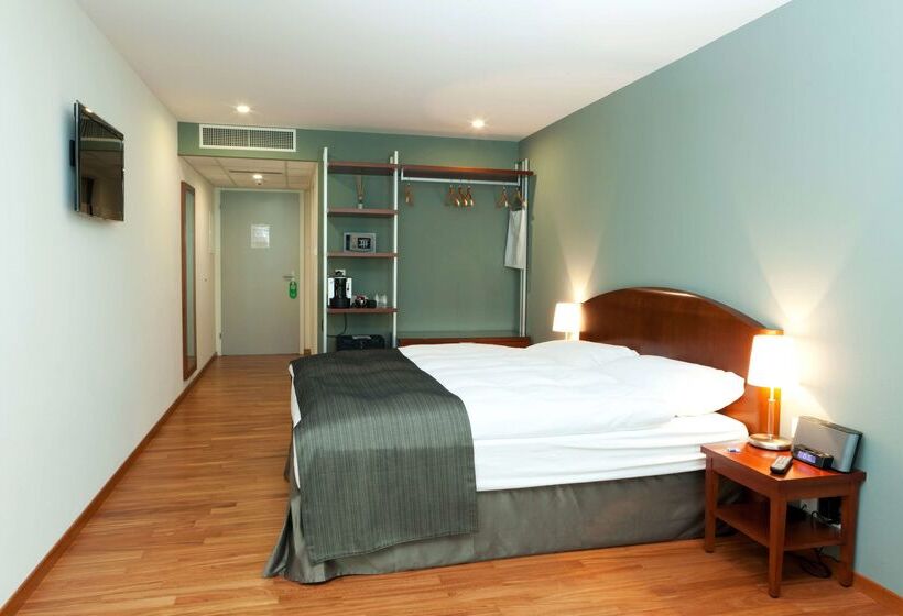 בית מלון כפרי Hôtel Rallye & Entrées Aux Bains De La Gruyère