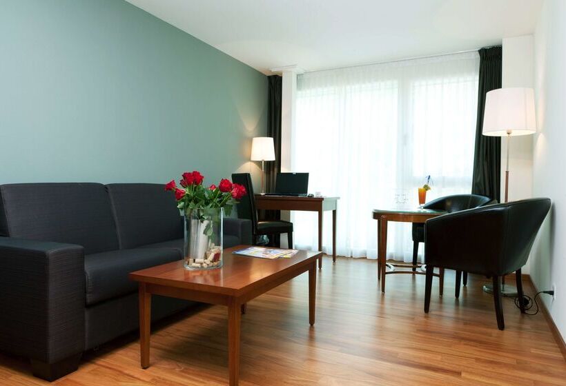 בית מלון כפרי Hôtel Rallye & Entrées Aux Bains De La Gruyère