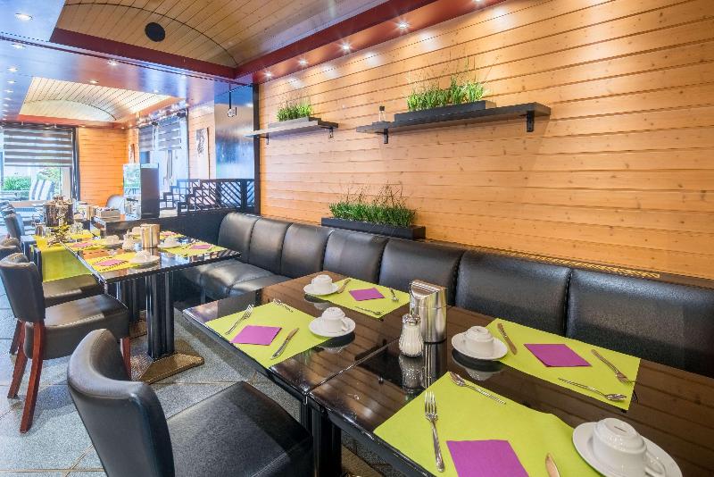 בית מלון כפרי Hôtel Rallye & Entrées Aux Bains De La Gruyère