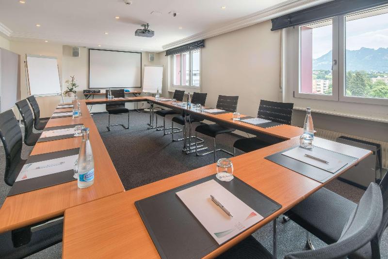 בית מלון כפרי Hôtel Rallye & Entrées Aux Bains De La Gruyère