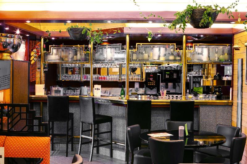 בית מלון כפרי Hôtel Rallye & Entrées Aux Bains De La Gruyère