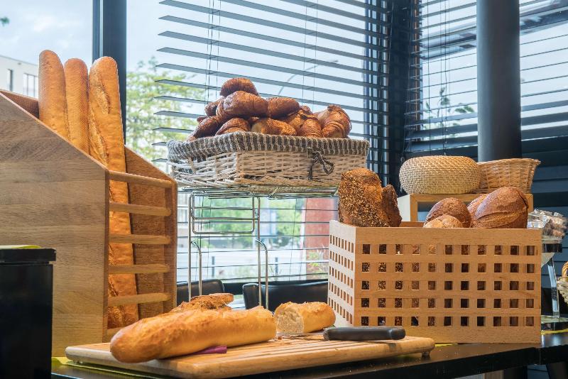 בית מלון כפרי Hôtel Rallye & Entrées Aux Bains De La Gruyère