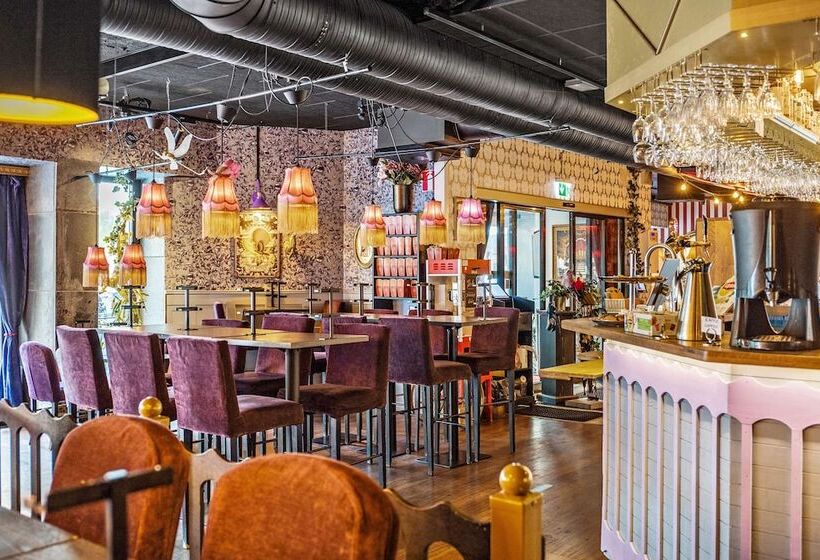 Отель Best Western Savoy Karlstad