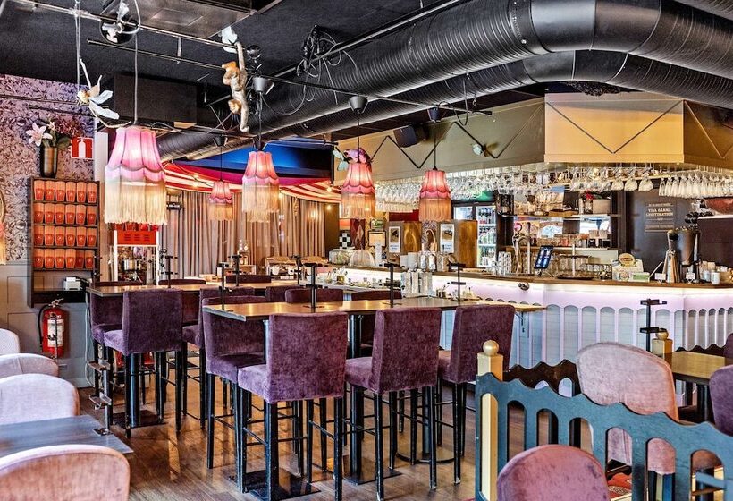 Отель Best Western Savoy Karlstad