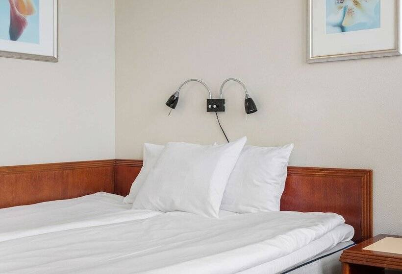 Отель Best Western Tidbloms