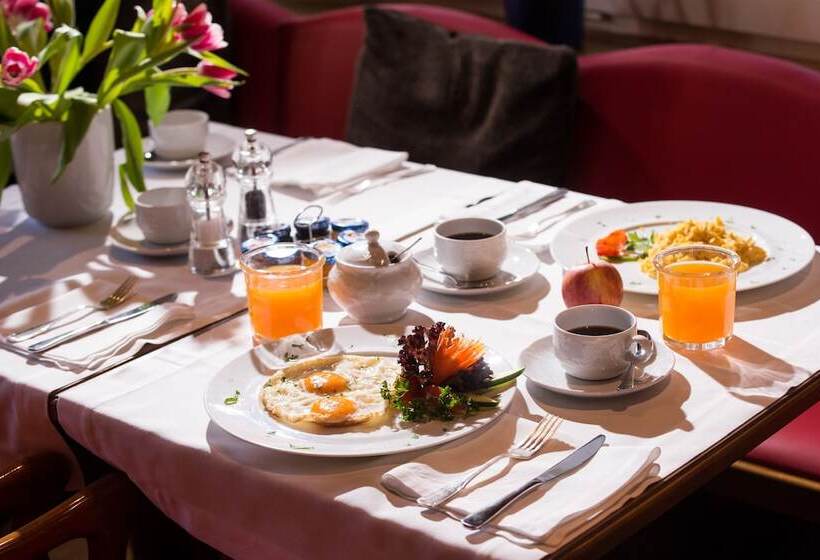 Boutique Hotel Albana Real   Restaurants & Spa