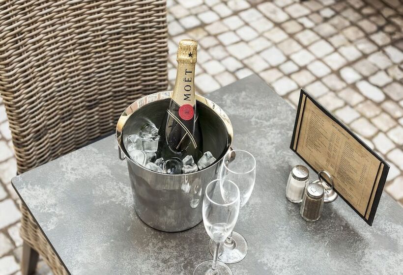 Clarion Collection Hotel Victoria