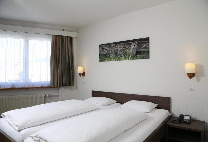 ホテル Crystal Interlaken